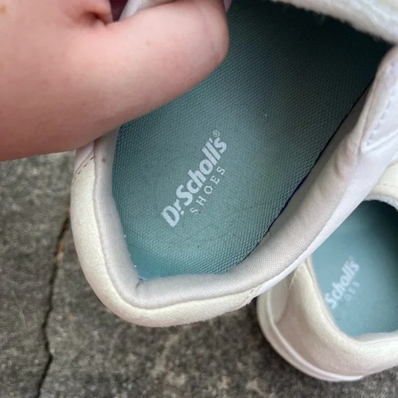 Dr. Scholl's Classic White Lace-Up Shoes - Picture 6 of 6